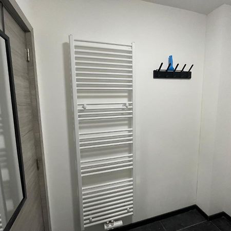 Appartement Le Pre Sous L Eau - Moderna à Anhée Extérieur photo